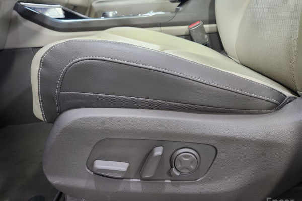 2025 Kia Carnival с пробегом 17 934 км