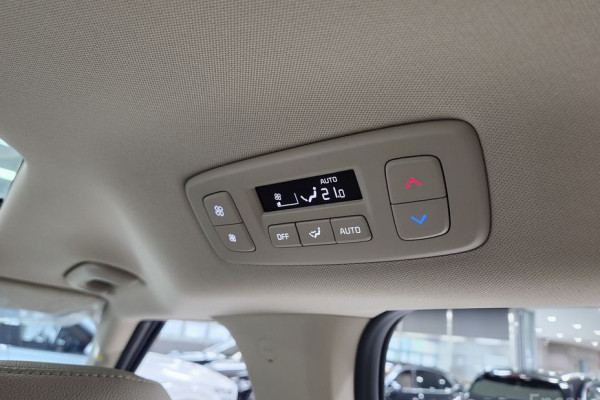 2025 Kia Carnival с пробегом 17 934 км