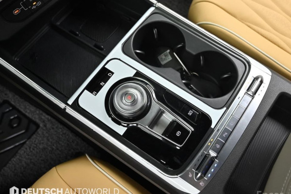 2025 Kia Carnival с пробегом 9 312 км