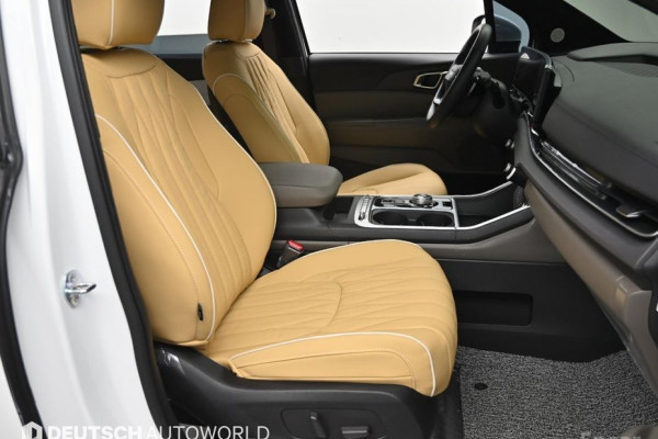 2025 Kia Carnival с пробегом 9 312 км