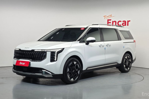 2025 Kia Carnival с пробегом 16 567 км