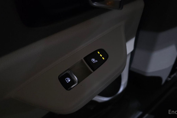 2025 Kia Carnival с пробегом 16 567 км