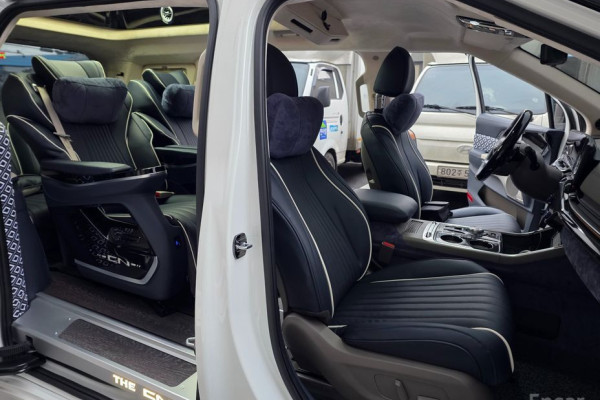 2025 Kia Carnival с пробегом 2 400 км