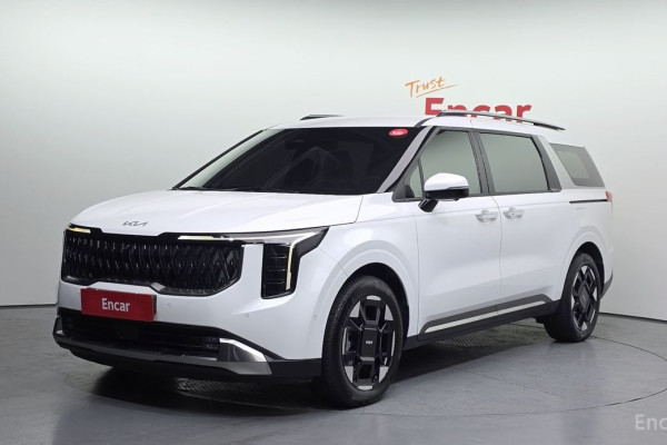 2024 Kia Carnival с пробегом 33 435 км