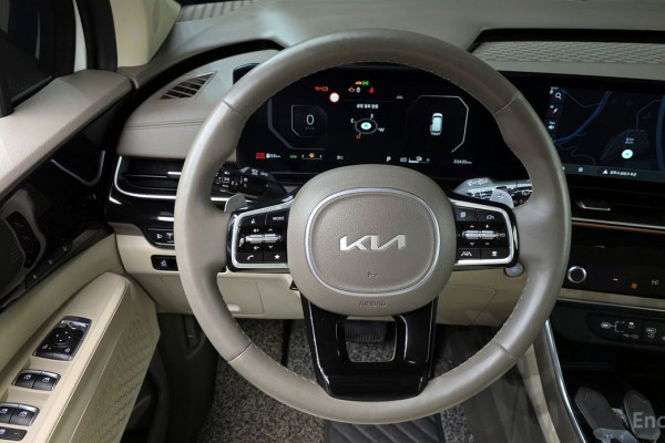 2024 Kia Carnival с пробегом 33 435 км