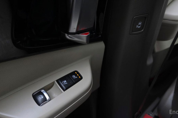 2024 Kia Carnival с пробегом 33 435 км