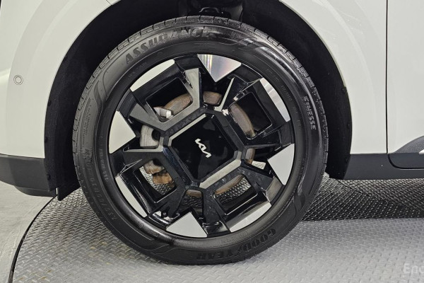 2024 Kia Carnival с пробегом 40 403 км