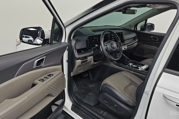 2024 Kia Carnival с пробегом 40 403 км