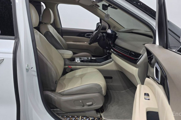 2024 Kia Carnival с пробегом 60 010 км