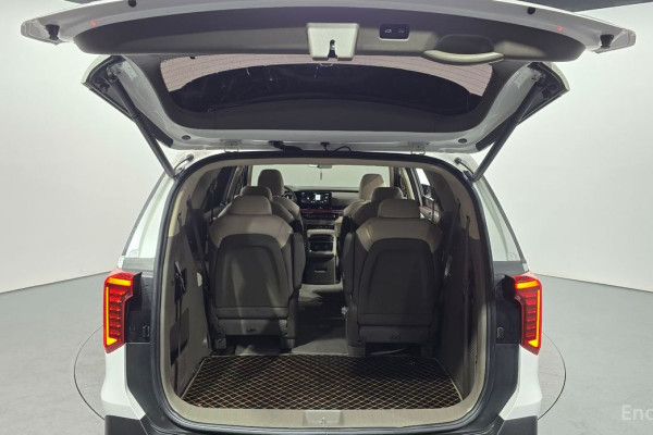 2024 Kia Carnival с пробегом 60 010 км