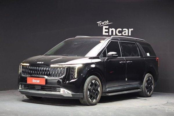 2024 Kia Carnival с пробегом 28 854 км