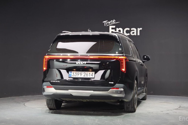 2024 Kia Carnival с пробегом 28 854 км