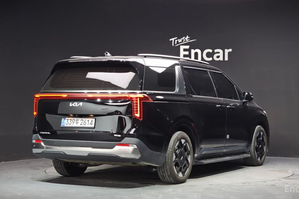 2024 Kia Carnival с пробегом 28 854 км