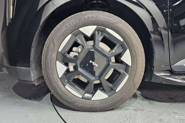 2024 Kia Carnival с пробегом 28 854 км