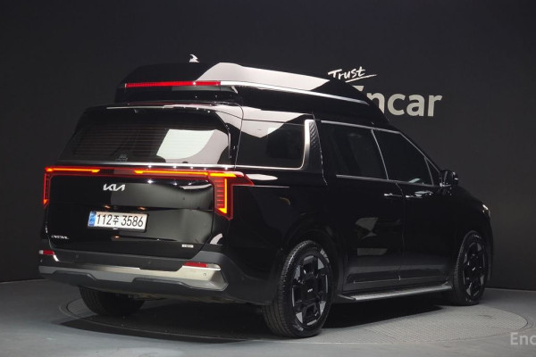 2024 Kia Carnival с пробегом 23 147 км