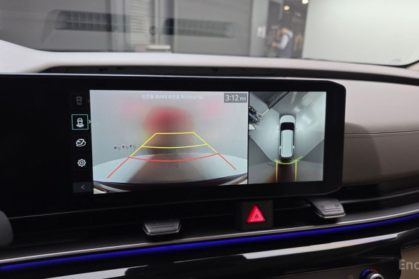 2024 Kia Carnival с пробегом 23 147 км