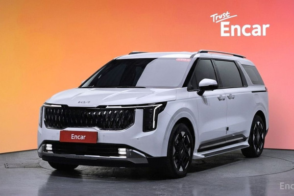 2024 Kia Carnival с пробегом 6 770 км