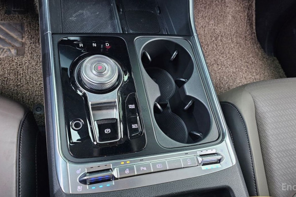 2024 Kia Carnival с пробегом 37 658 км