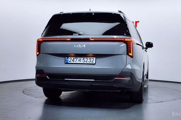 2024 Kia Carnival с пробегом 6 551 км
