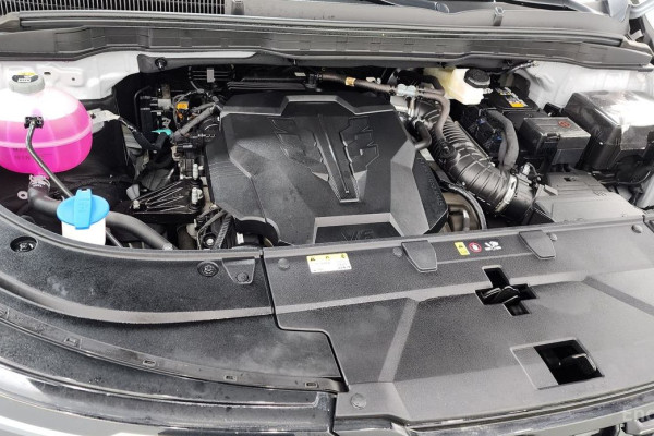 2024 Kia Carnival с пробегом 6 551 км