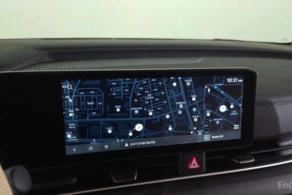 2024 Kia Carnival с пробегом 14 631 км