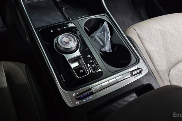 2024 Kia Carnival с пробегом 21 326 км