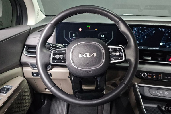 2024 Kia Carnival с пробегом 21 326 км