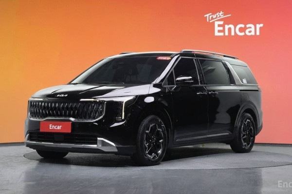 2023 Kia Carnival с пробегом 30 465 км