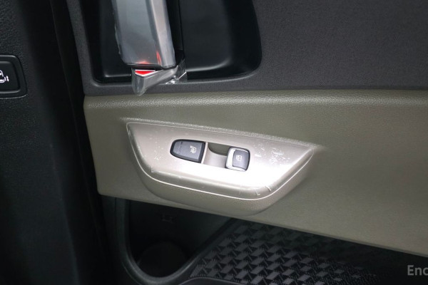 2023 Kia Carnival с пробегом 30 465 км