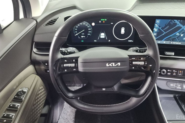 2024 Kia Carnival с пробегом 11 667 км