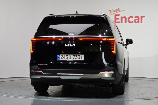 2024 Kia Carnival с пробегом 16 276 км