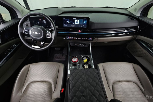 2024 Kia Carnival с пробегом 16 276 км