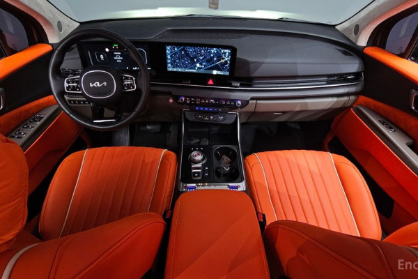 2024 Kia Carnival с пробегом 11 304 км