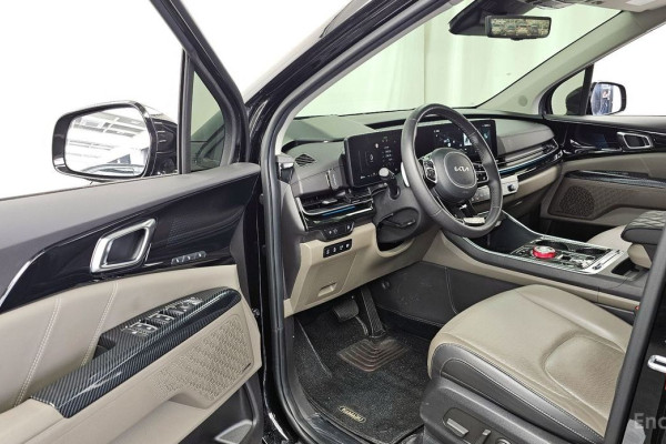 2024 Kia Carnival с пробегом 16 276 км