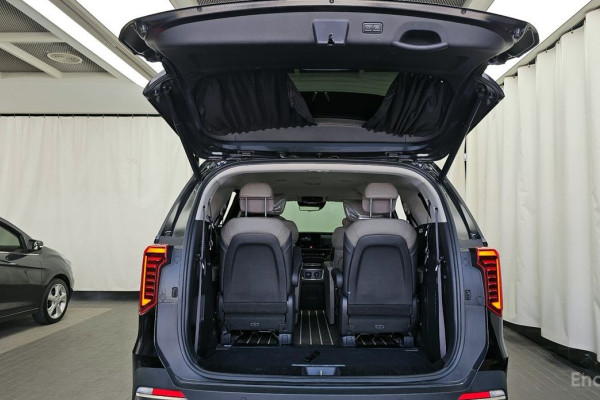 2024 Kia Carnival с пробегом 16 276 км