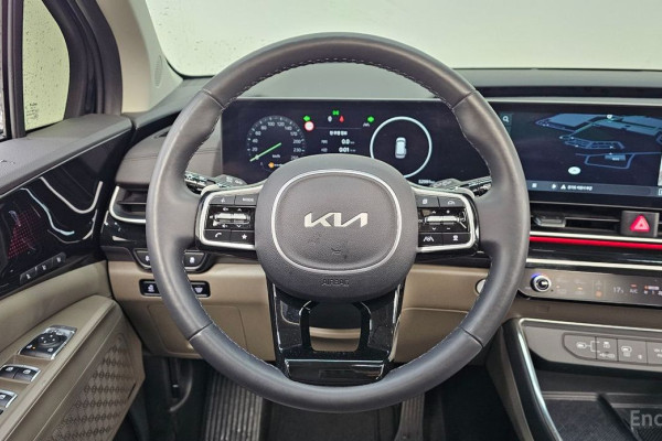 2024 Kia Carnival с пробегом 52 991 км