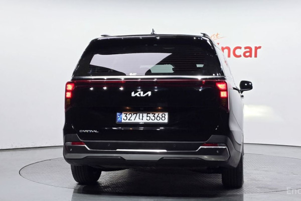 2025 Kia Carnival с пробегом 14 433 км