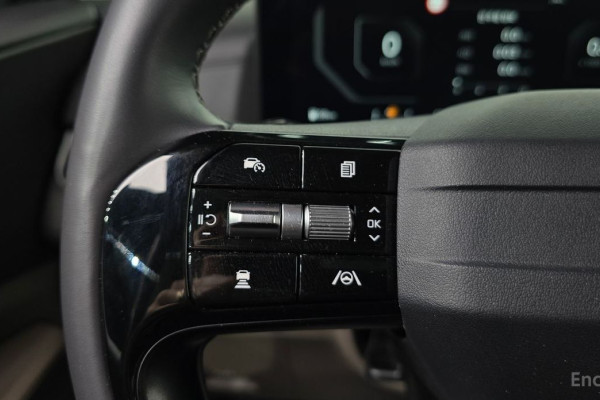 2025 Kia Carnival с пробегом 14 433 км