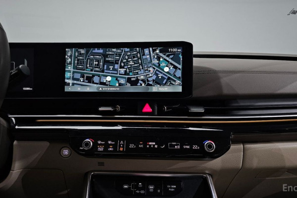 2025 Kia Carnival с пробегом 15 086 км