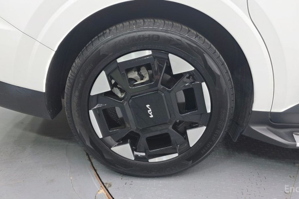 2024 Kia Carnival с пробегом 48 953 км