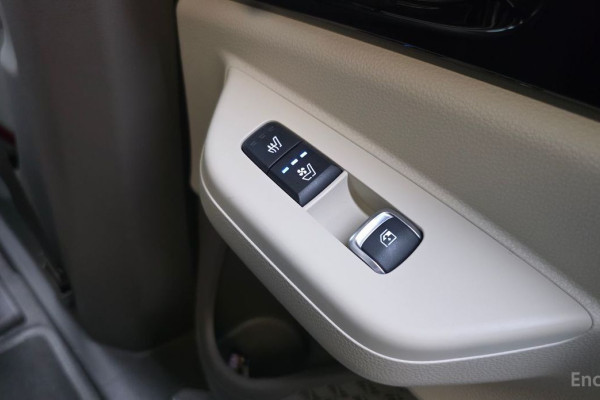 2024 Kia Carnival с пробегом 48 953 км