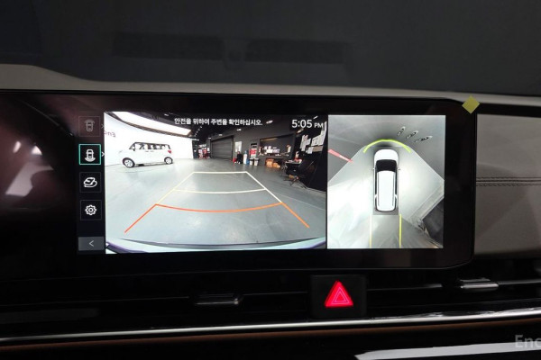 2023 Kia Carnival с пробегом 12 983 км