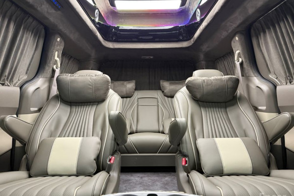 2026 Kia Carnival с пробегом 24 км