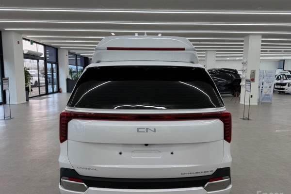 2026 Kia Carnival с пробегом 24 км