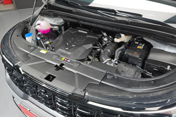 2024 Kia Carnival с пробегом 11 458 км