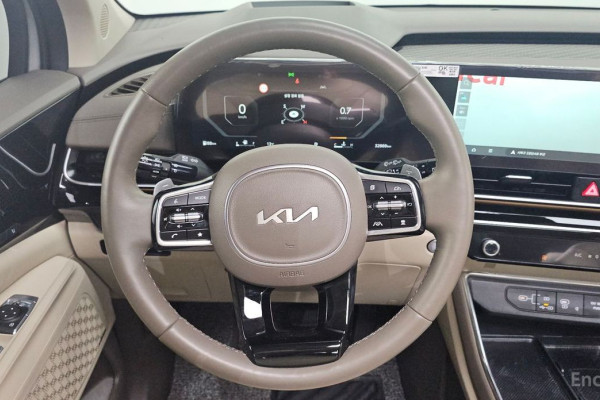 2024 Kia Carnival с пробегом 32 869 км