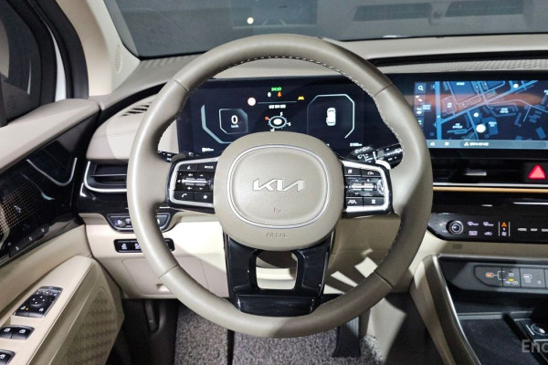 2024 Kia Carnival с пробегом 5 158 км