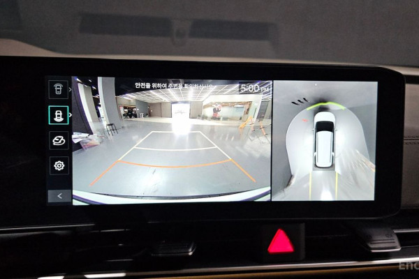 2024 Kia Carnival с пробегом 5 158 км