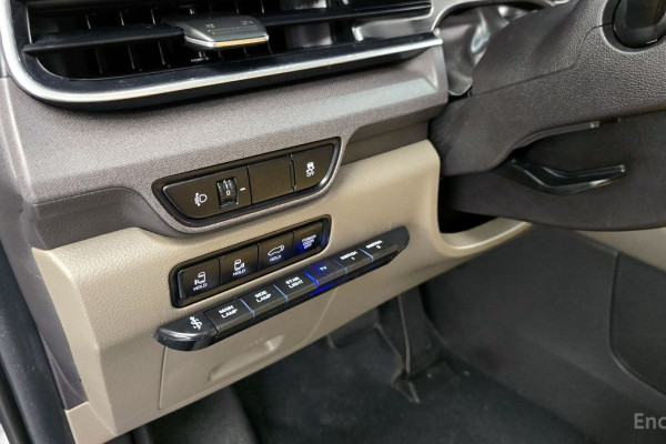 2023 Kia Carnival с пробегом 51 846 км