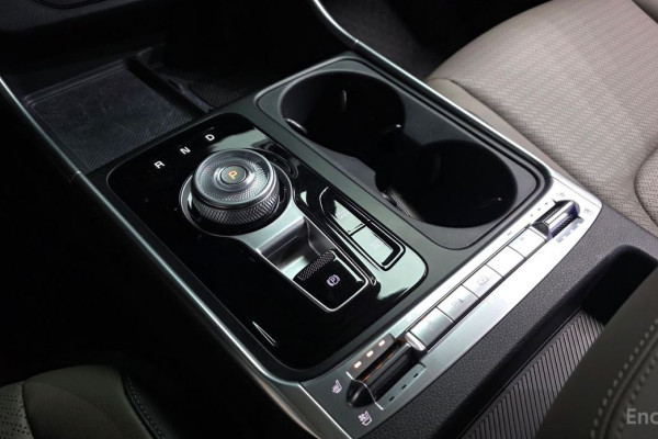 2024 Kia Carnival с пробегом 20 642 км